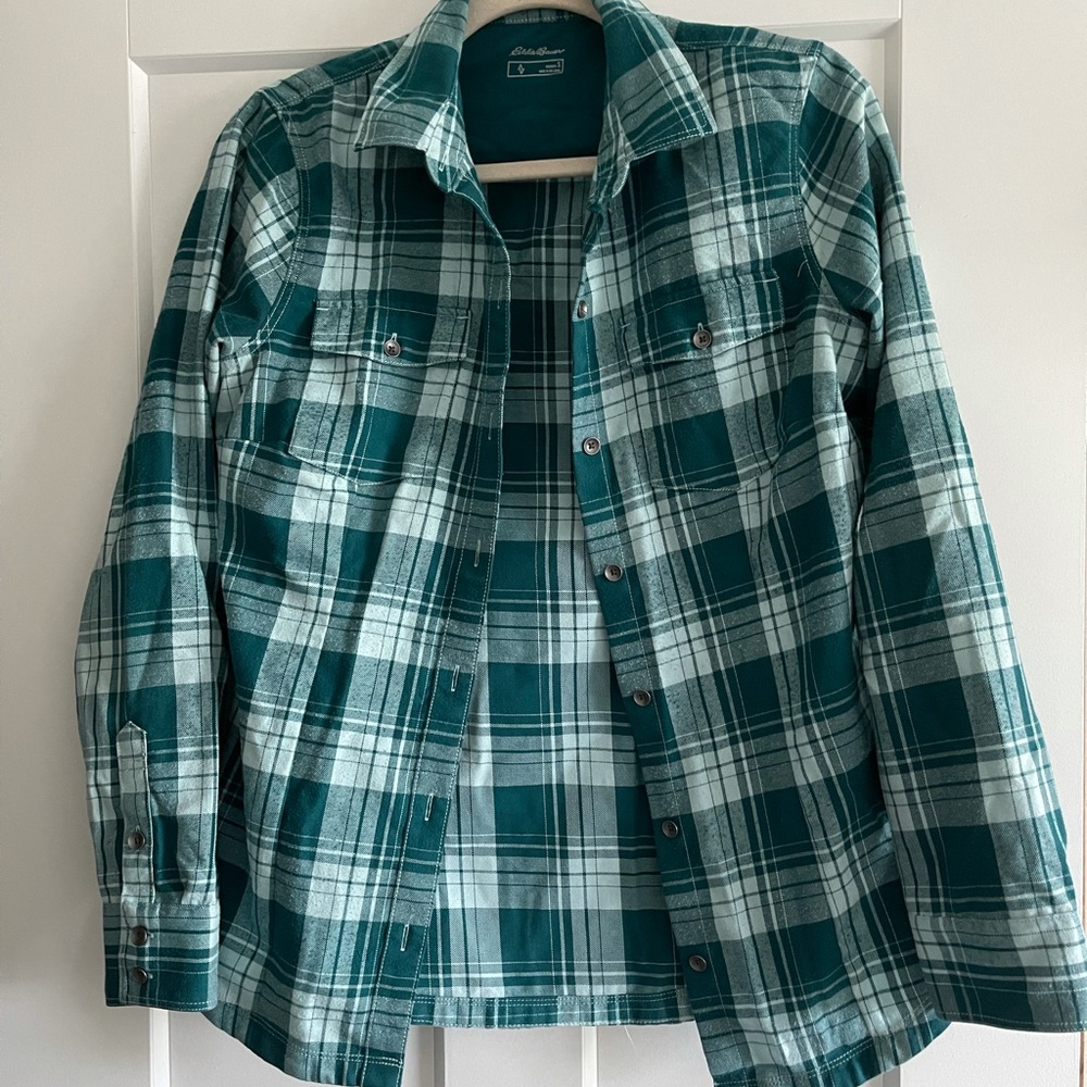 Long sleeve plaid shirt - Fall Fashion